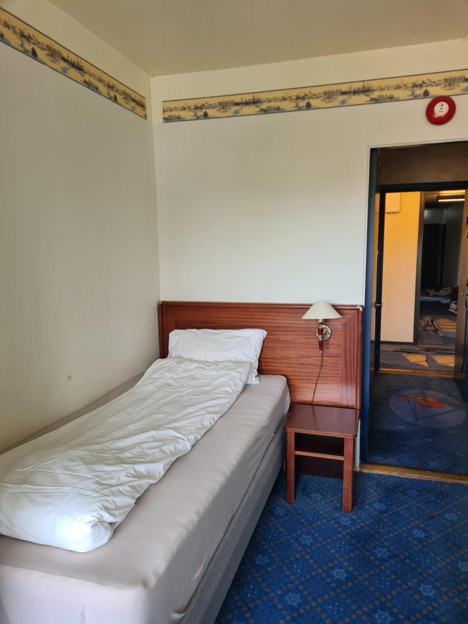 Skap Hostel Mandal Bagian luar foto